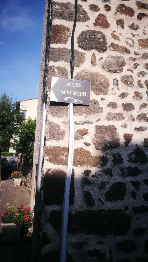 Le Puy-en-VelayStudio Avec Balcon Au Pied Du Rocher D'Aiguilhe公寓 外观 照片
